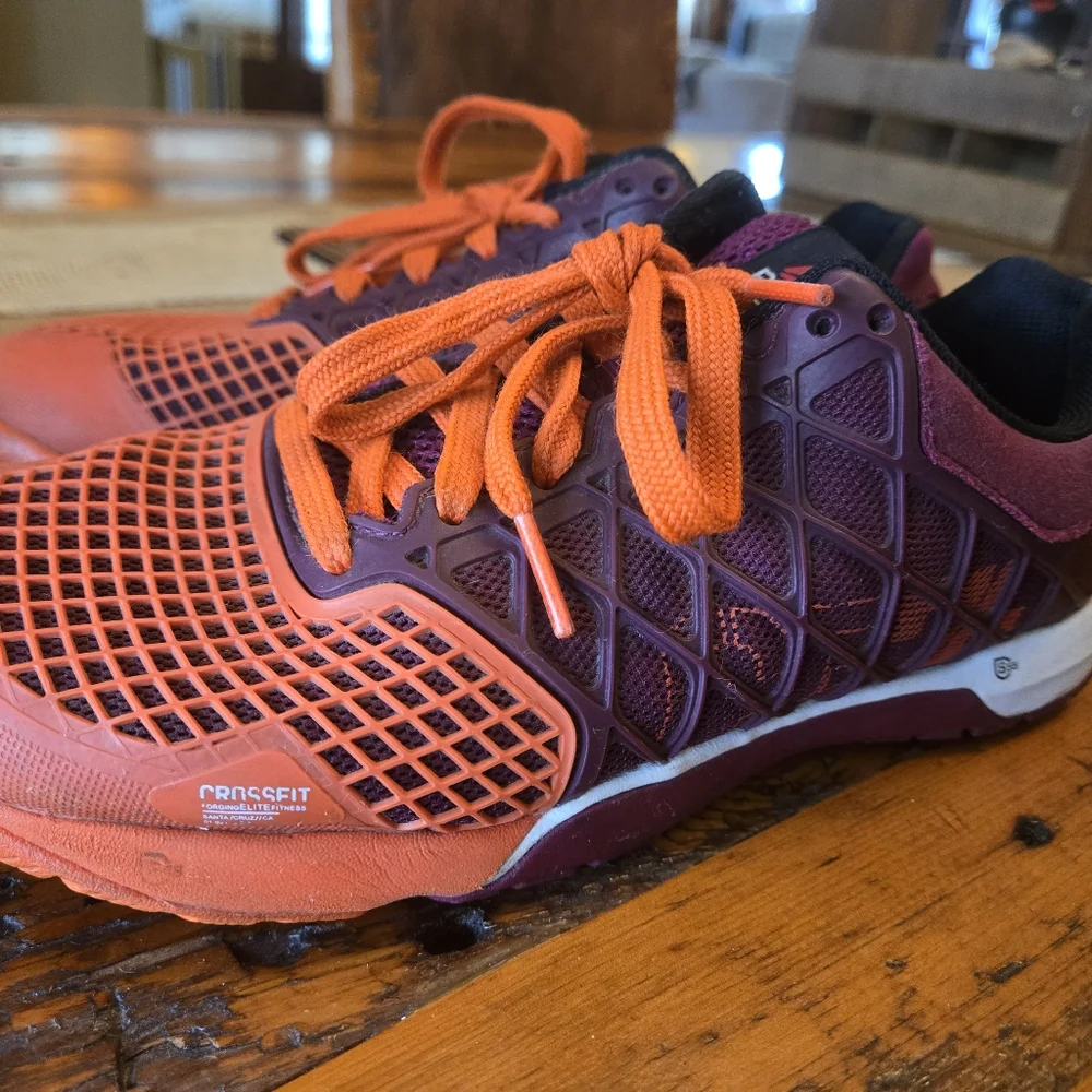 Reebok Nano 4 Size 7.5 Women's Plum & Orange - Picture 2 of 9